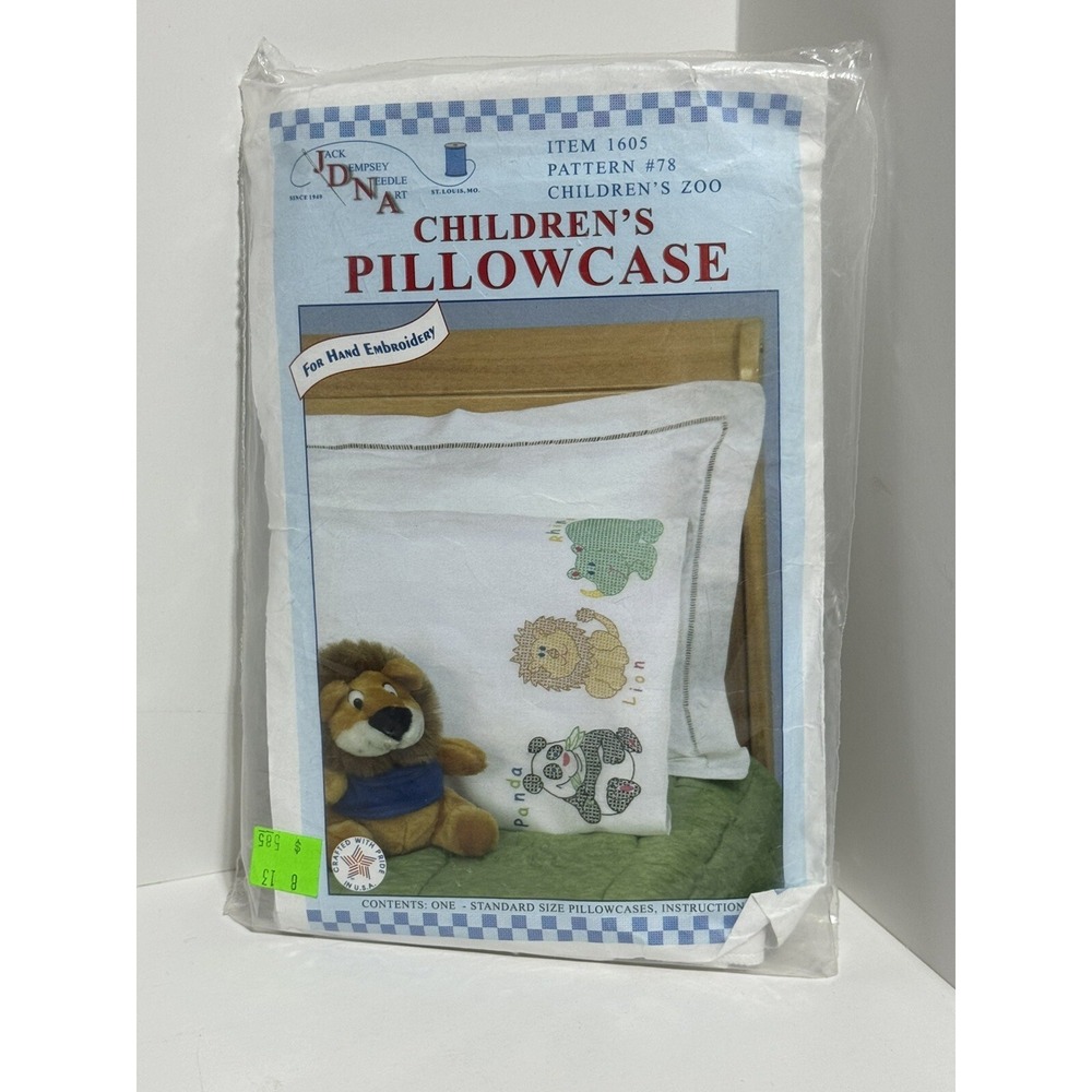 New Jack Dempsey Needle Art Pillow Case Item 1605 #78 Children's Zoo Design 2005